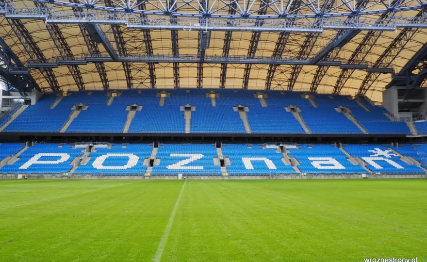 Mecz Lecha Poznań - Jak czytać grę i przygotować się na stadion?
