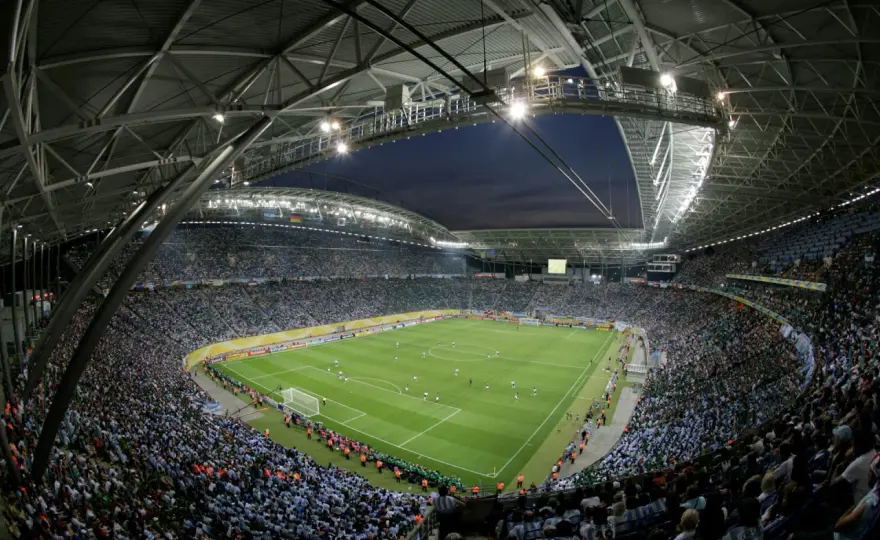 Red Bull Arena w Lipsku - dojazd, bilety i atmosfera meczu