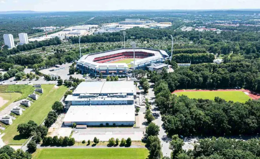 Max-Morlock-Stadion - Norymberga: Więcej niż stadion?
