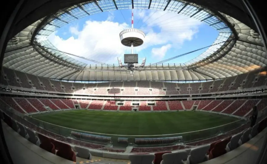 PGE Narodowy od środka. Jak znaleźć sektor i właściwą bramę?