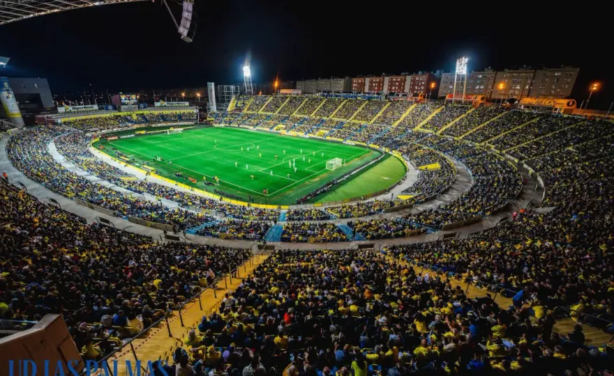 Estadio de Gran Canaria - Piłkarski dom Las Palmas. Poznaj go!