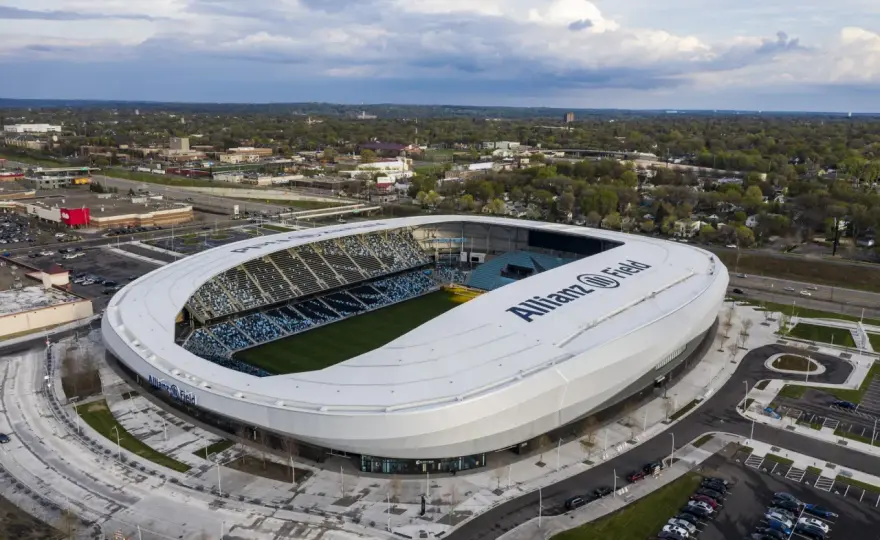 Stadion w Minneapolis - Jak oceniać nowoczesne areny?