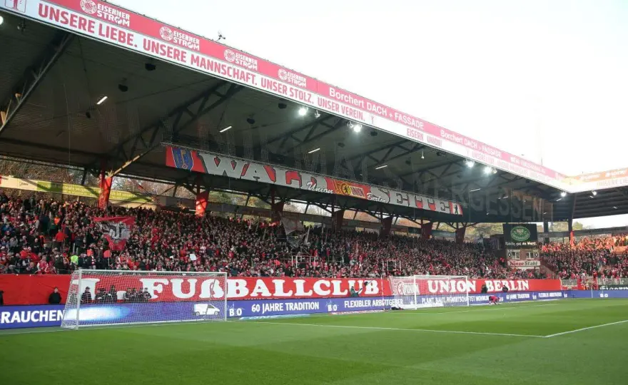 Stadion Unionu Berlin - pojemność, dojazd i atmosfera