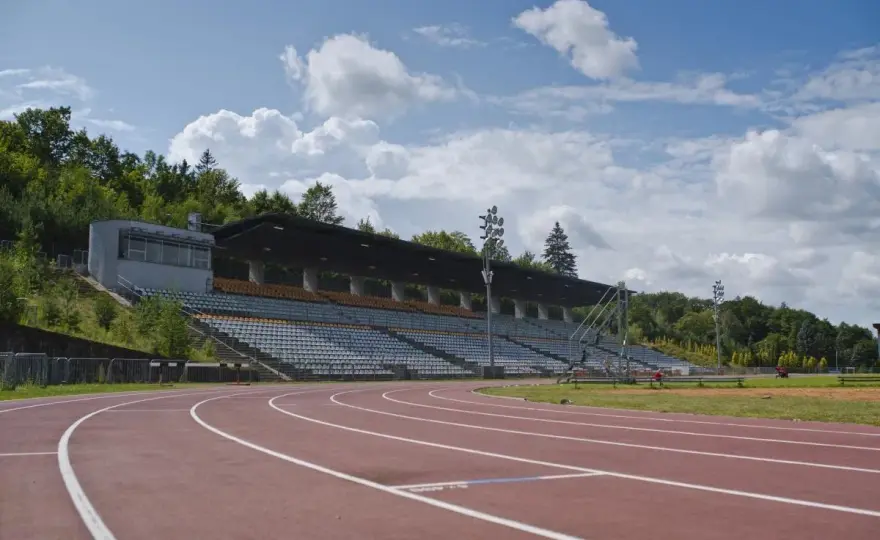 Stadion 650-lecia w Słupsku - historia i warunki treningu