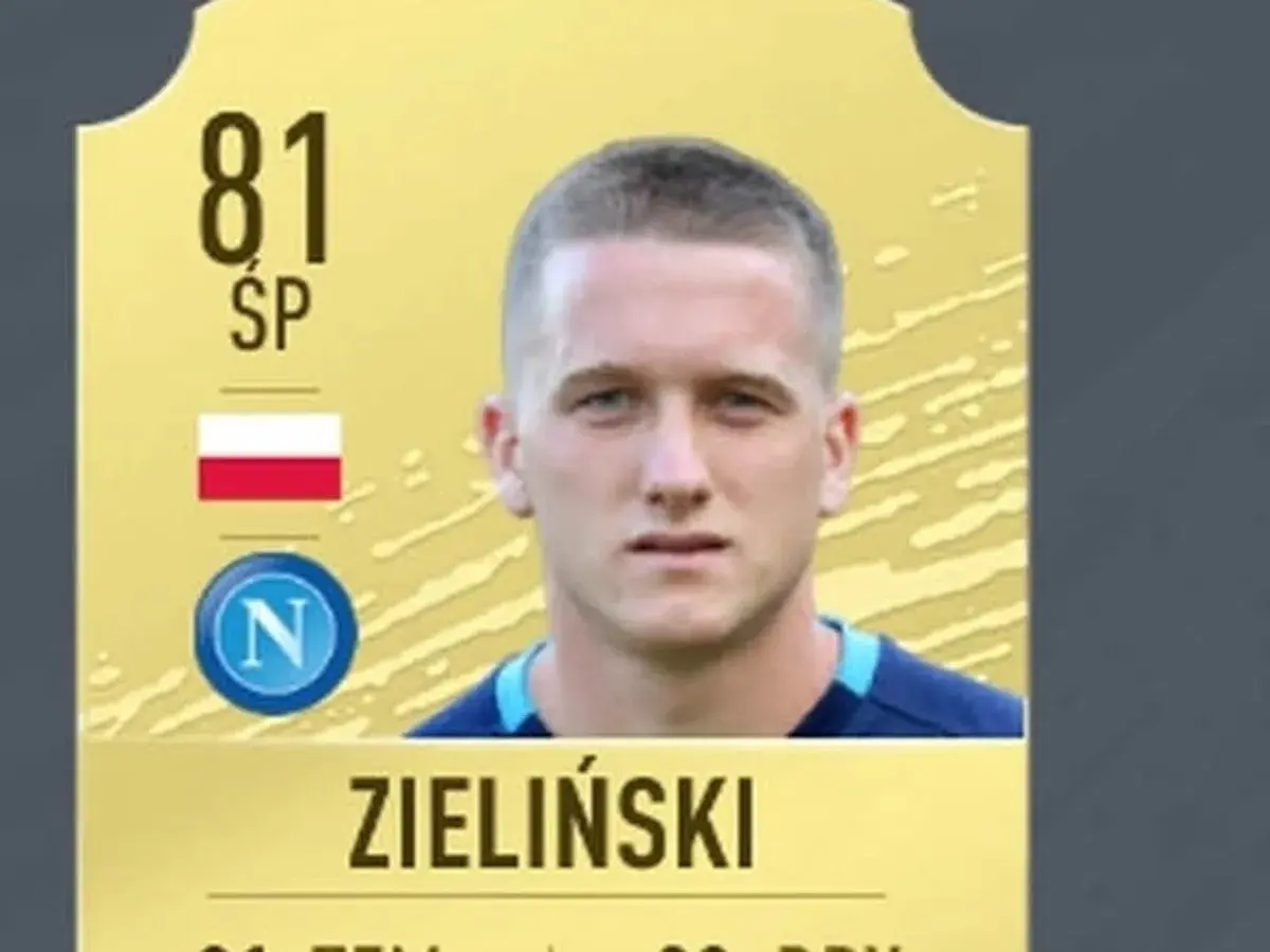 Karta z gry FIFA z oceną 81 dla Piotra Zielińskiego. Widoczne polskie barwy narodowe i logo Napoli.